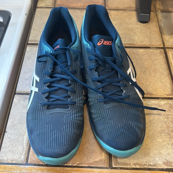 ASICS men’s shoe. Solutions speed - Picture 2 of 5